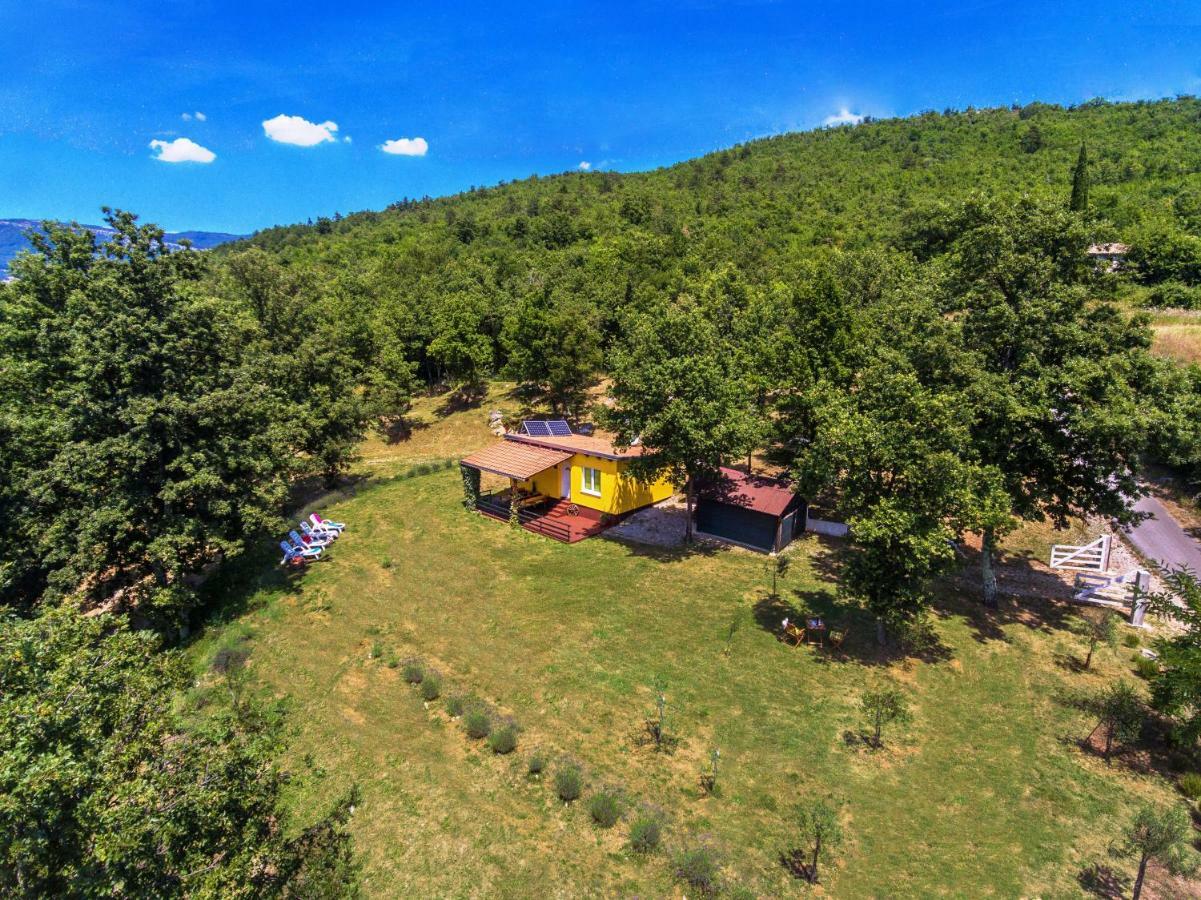 Vacation Home Latini Hum Exterior foto